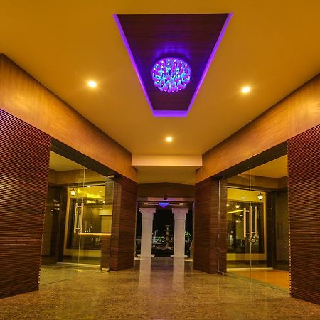Saubhagya Inn International Лакхнау Екстер'єр фото