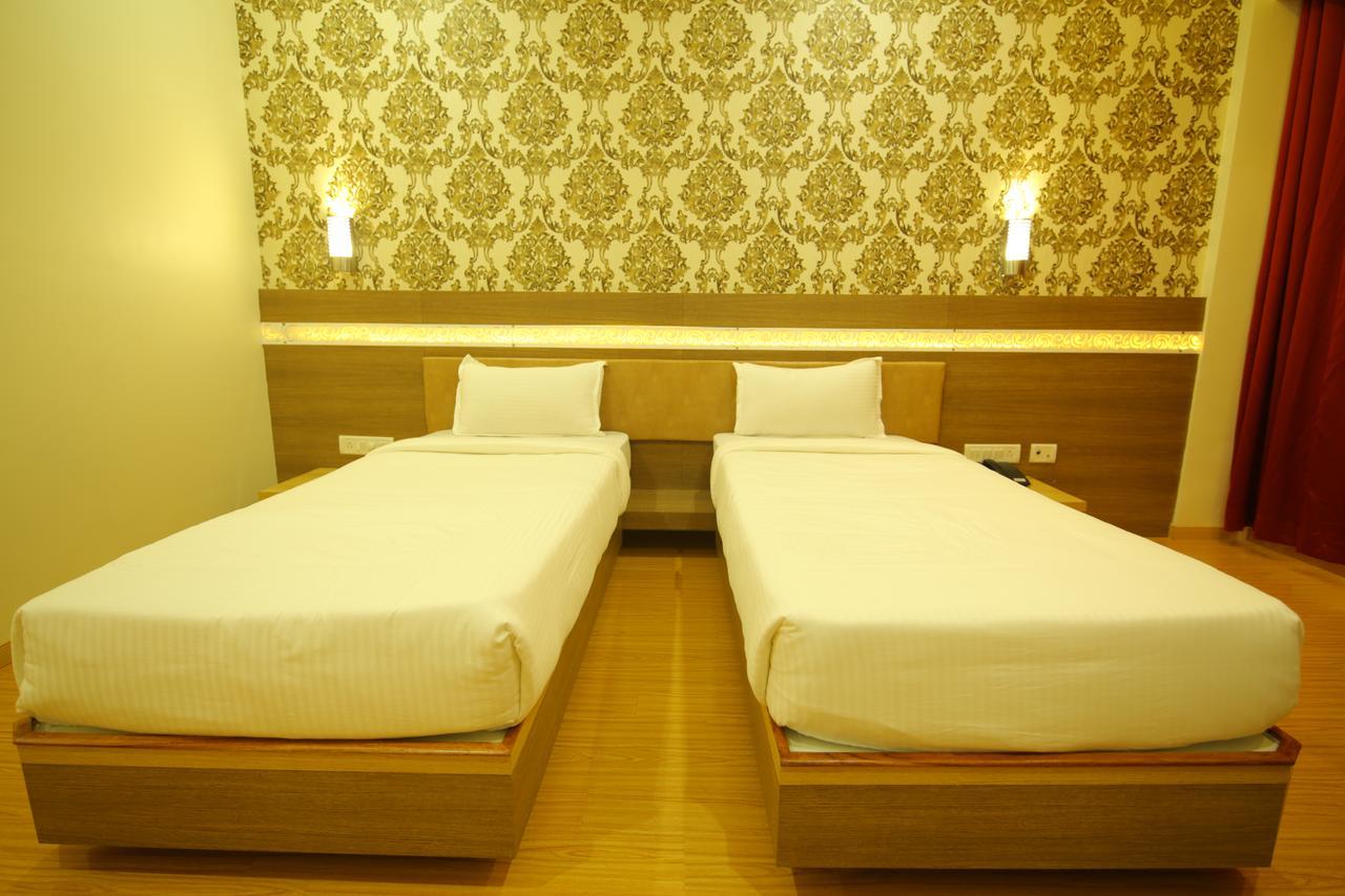 Saubhagya Inn International Лакхнау Екстер'єр фото