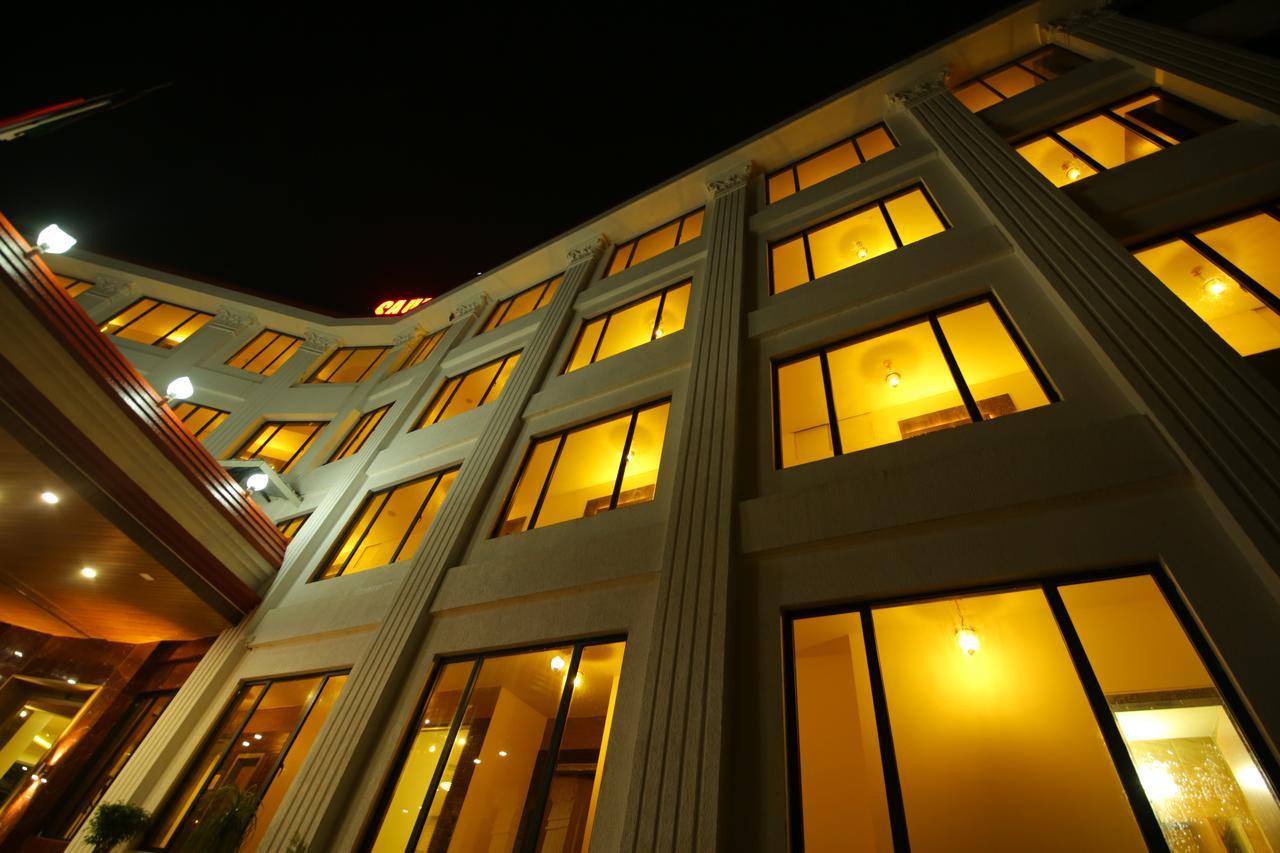 Saubhagya Inn International Лакхнау Екстер'єр фото