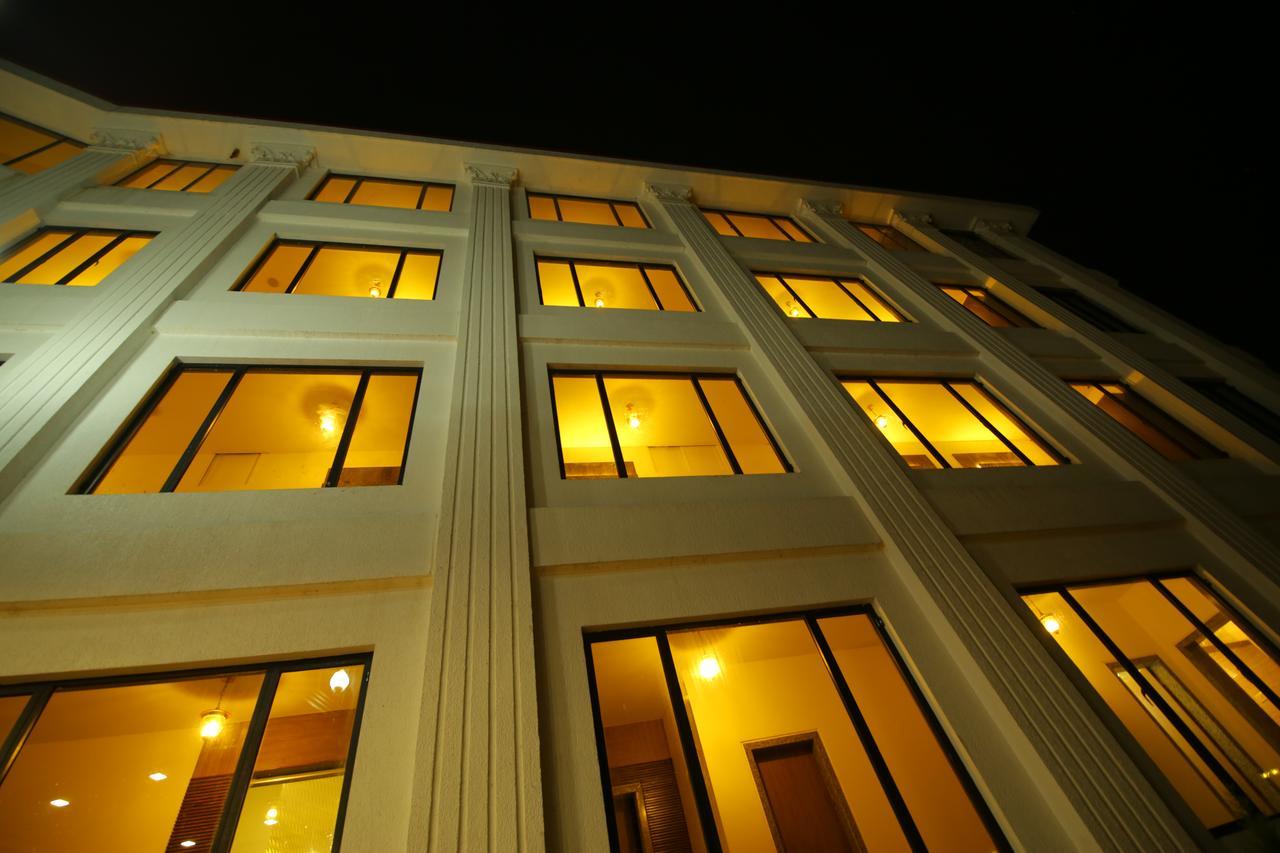Saubhagya Inn International Лакхнау Екстер'єр фото
