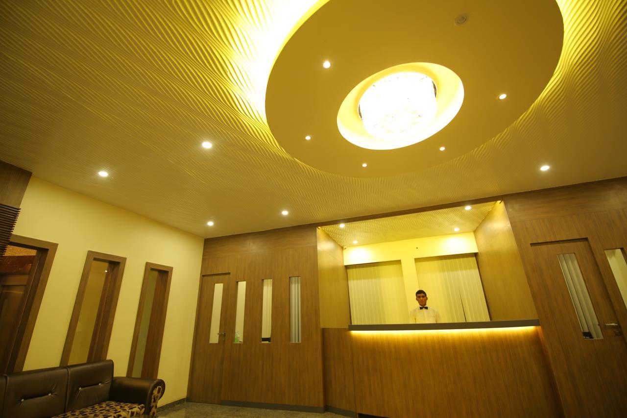 Saubhagya Inn International Лакхнау Екстер'єр фото